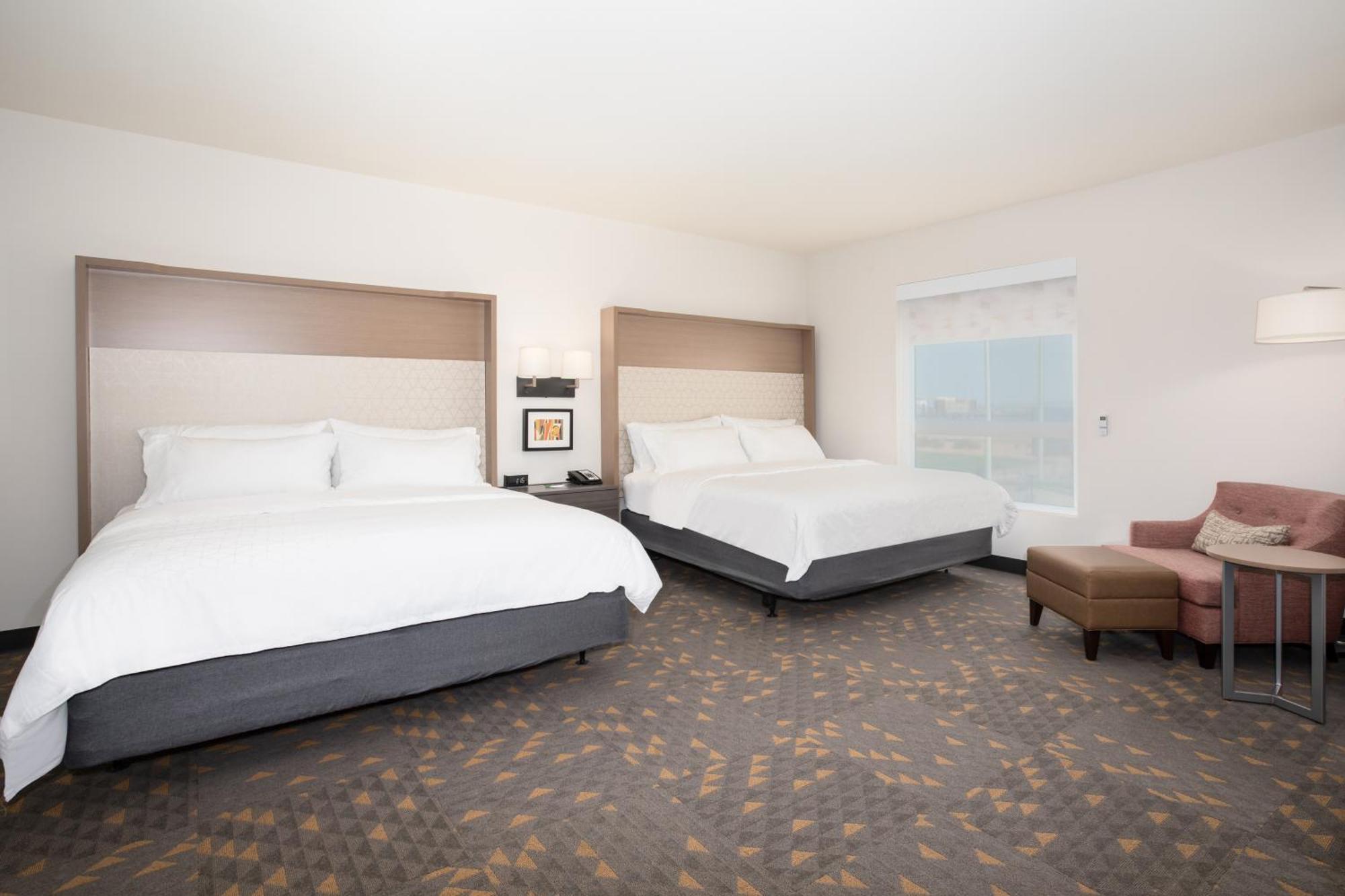 Holiday Inn Glendale - Stadium & Ent Dist By Ihg מראה חיצוני תמונה